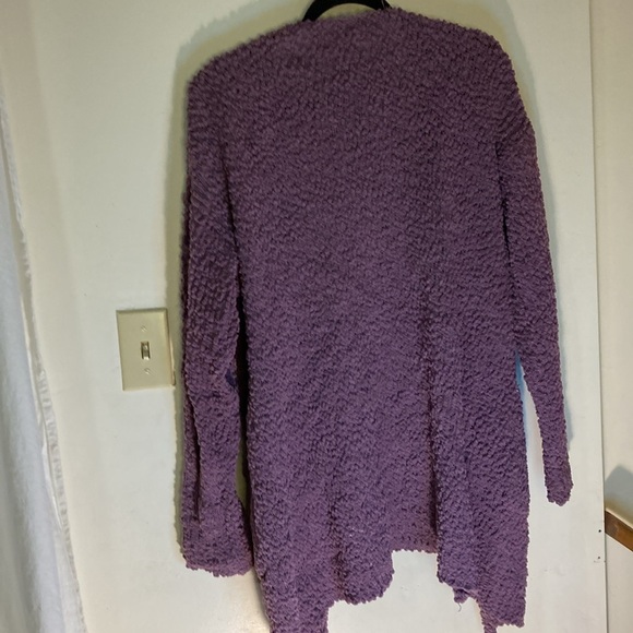 Cozy Purple Women's Sweater size large with pockets - Picture 5 of 5